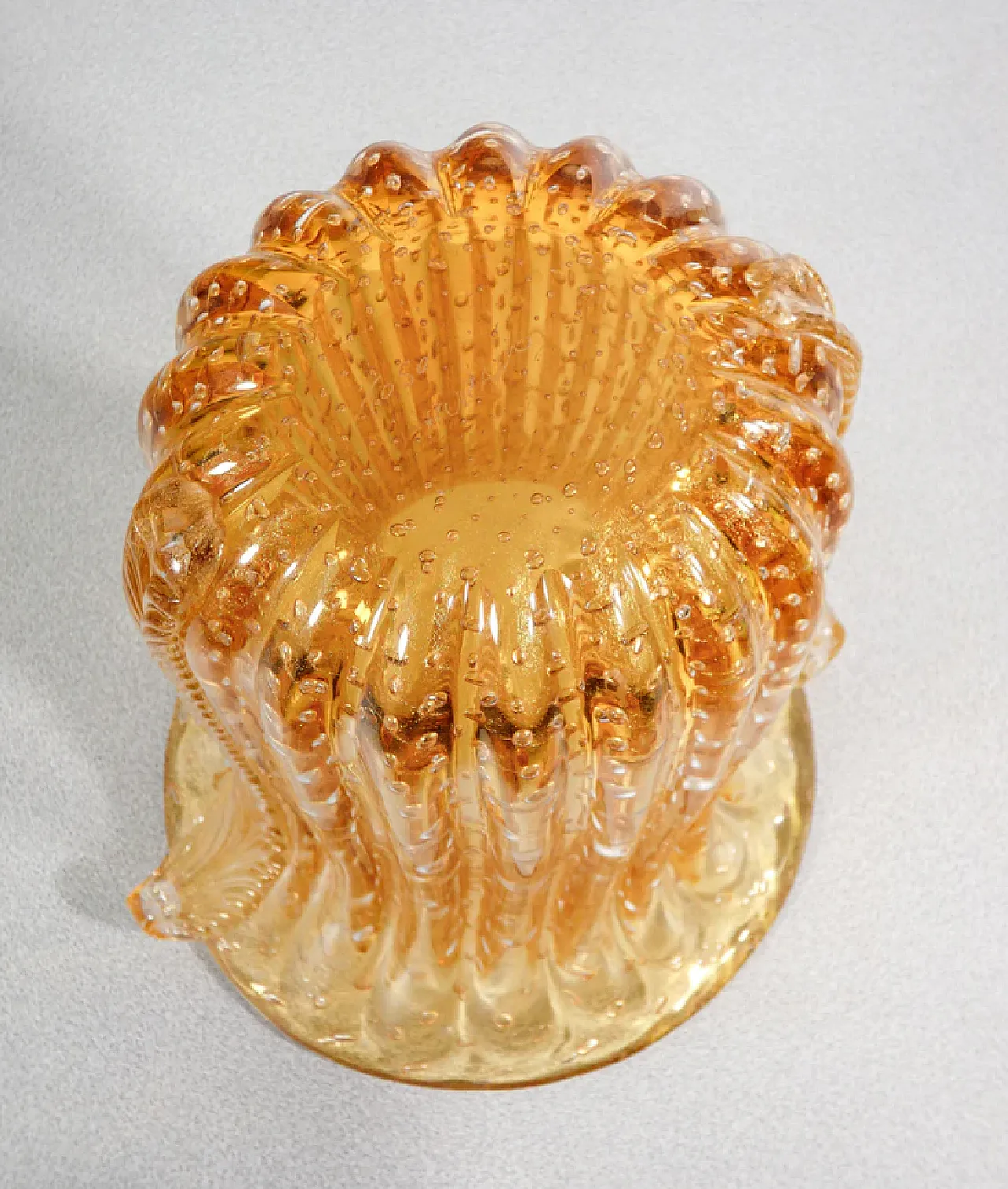 Toso gold blown Murano glass vase, late 20th century 7