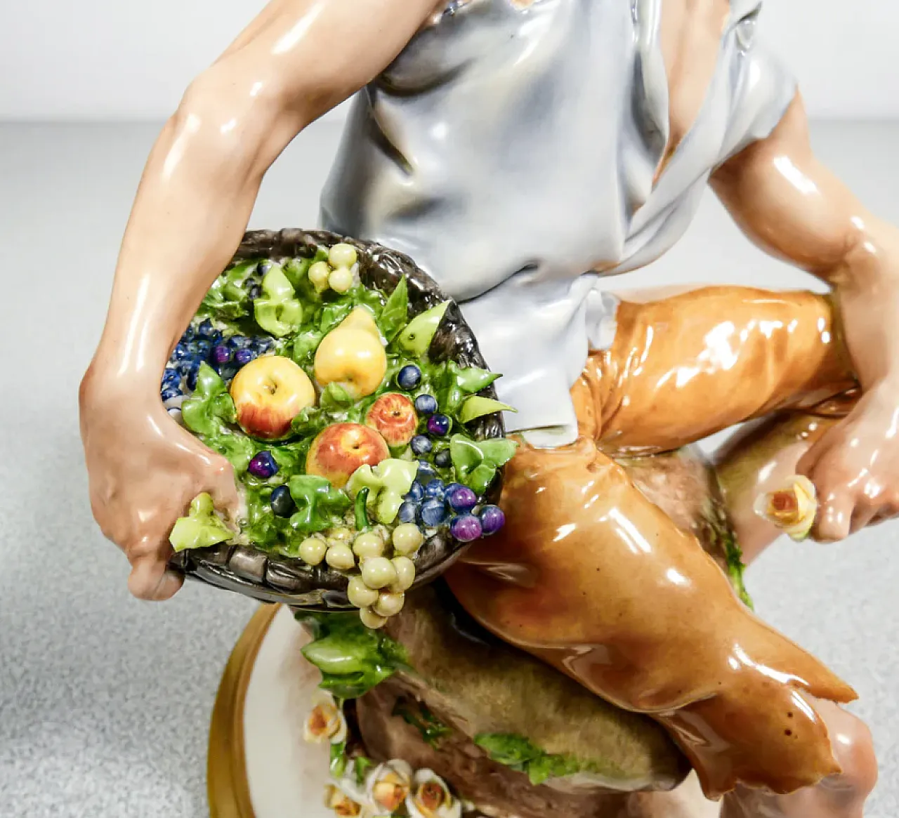 Contadini, coppia di sculture in porcellana di G. Cappé, anni '50 12