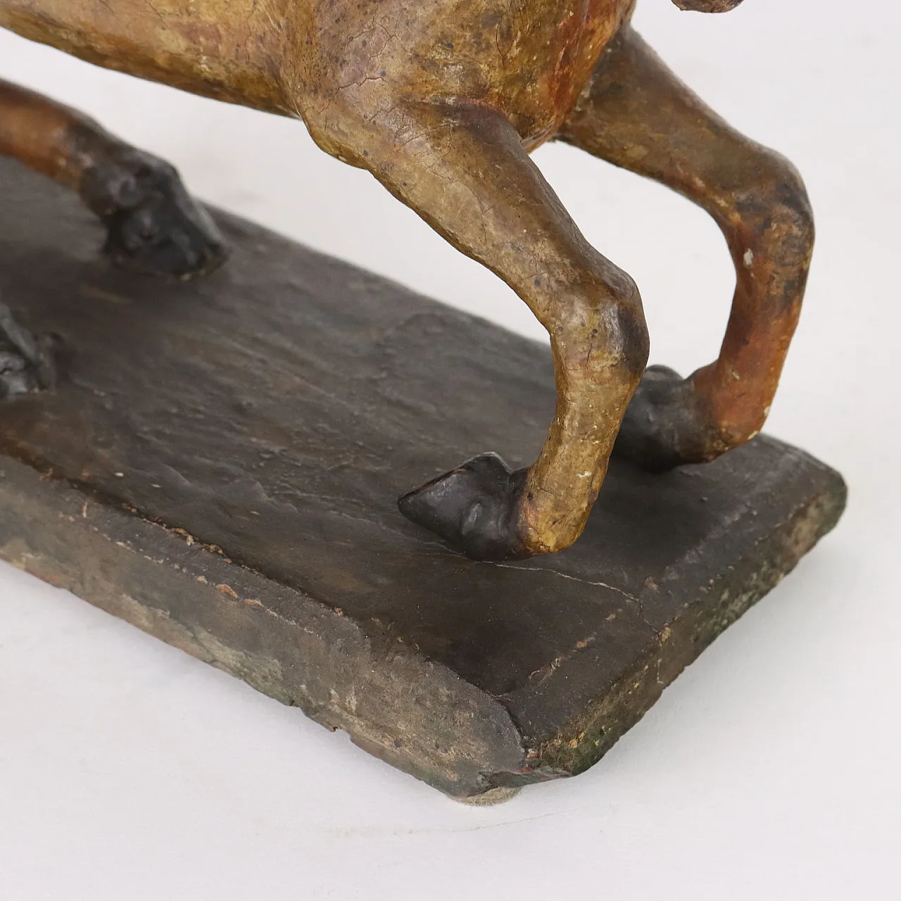 Cavallo in cartapesta laccato, '800 4