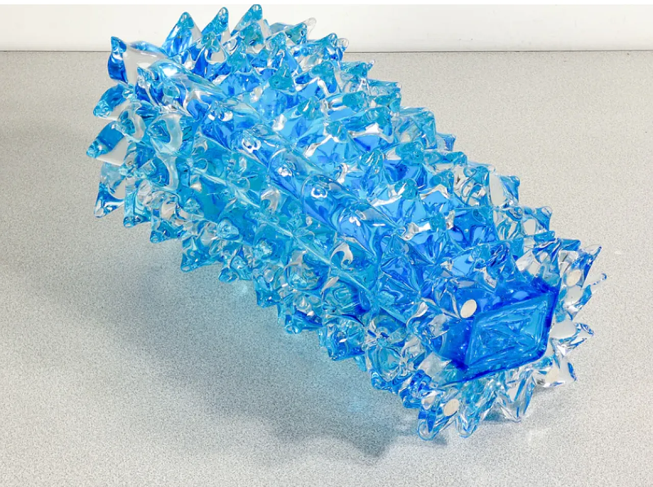 Vaso in vetro soffiato rostrato di Pino Signoretto, anni '70 4