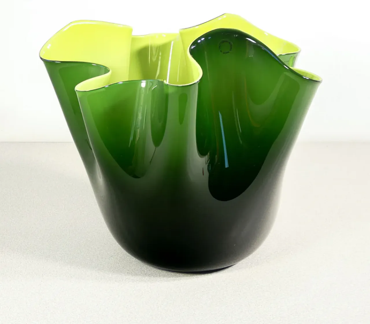 Vaso Fazzoletto in vetro di Fulvio Bianconi per Venini, anni '70 1