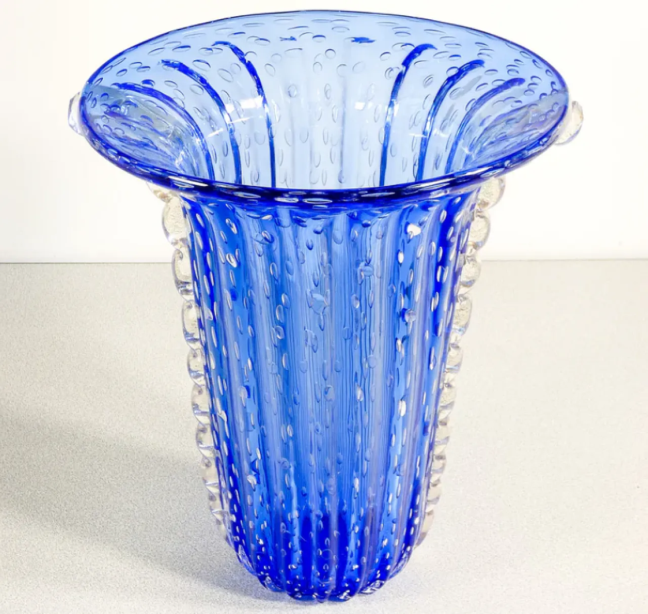 Vaso in vetro soffiato di Murano blu di Toso, fine '900 2