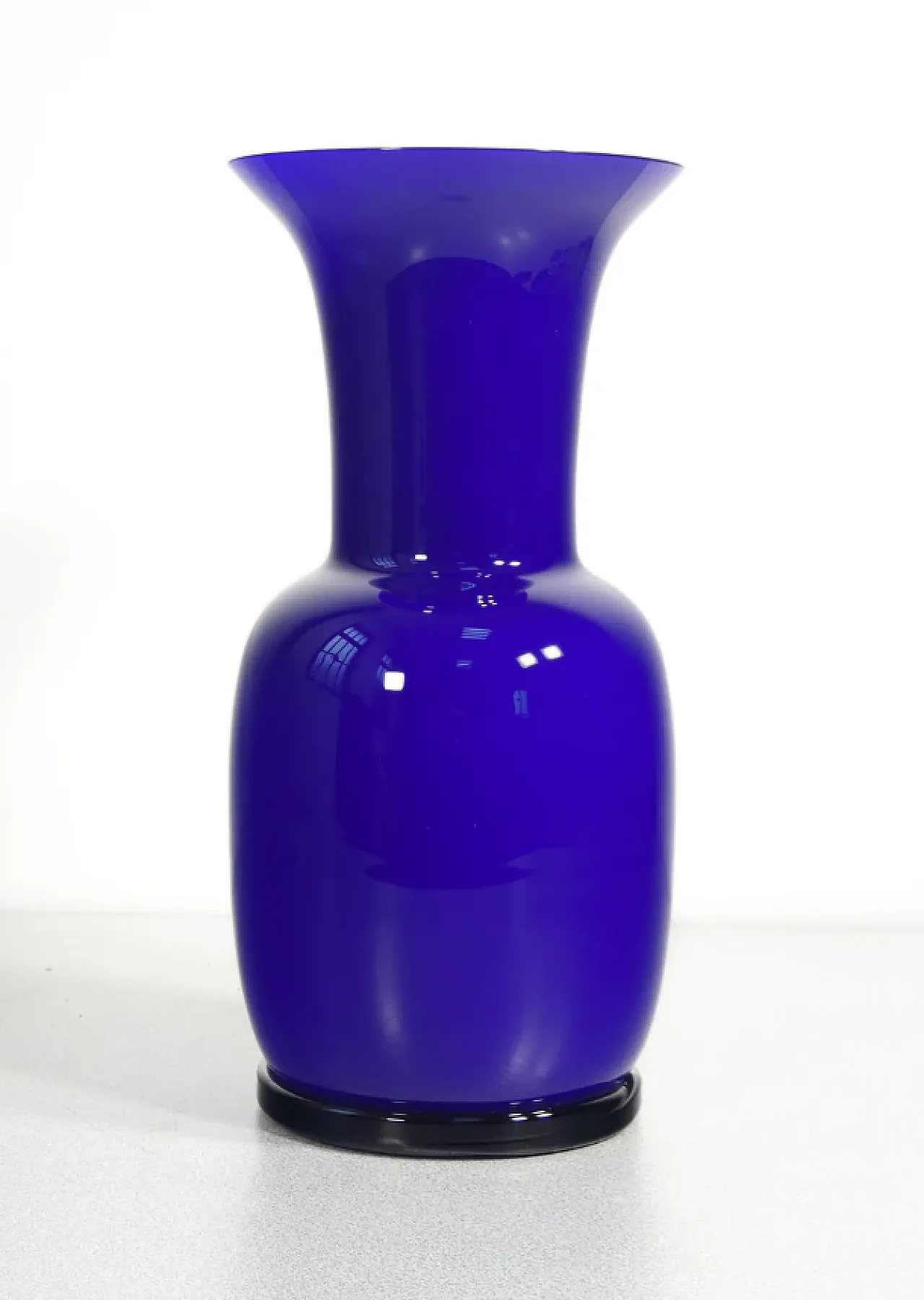 Blown glass vase by Tomaso Buzzi for Venini, 1980s 1