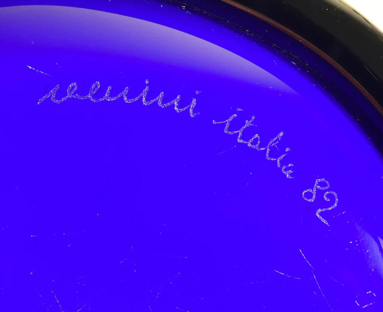 Blown glass vase by Tomaso Buzzi for Venini, 1980s 5