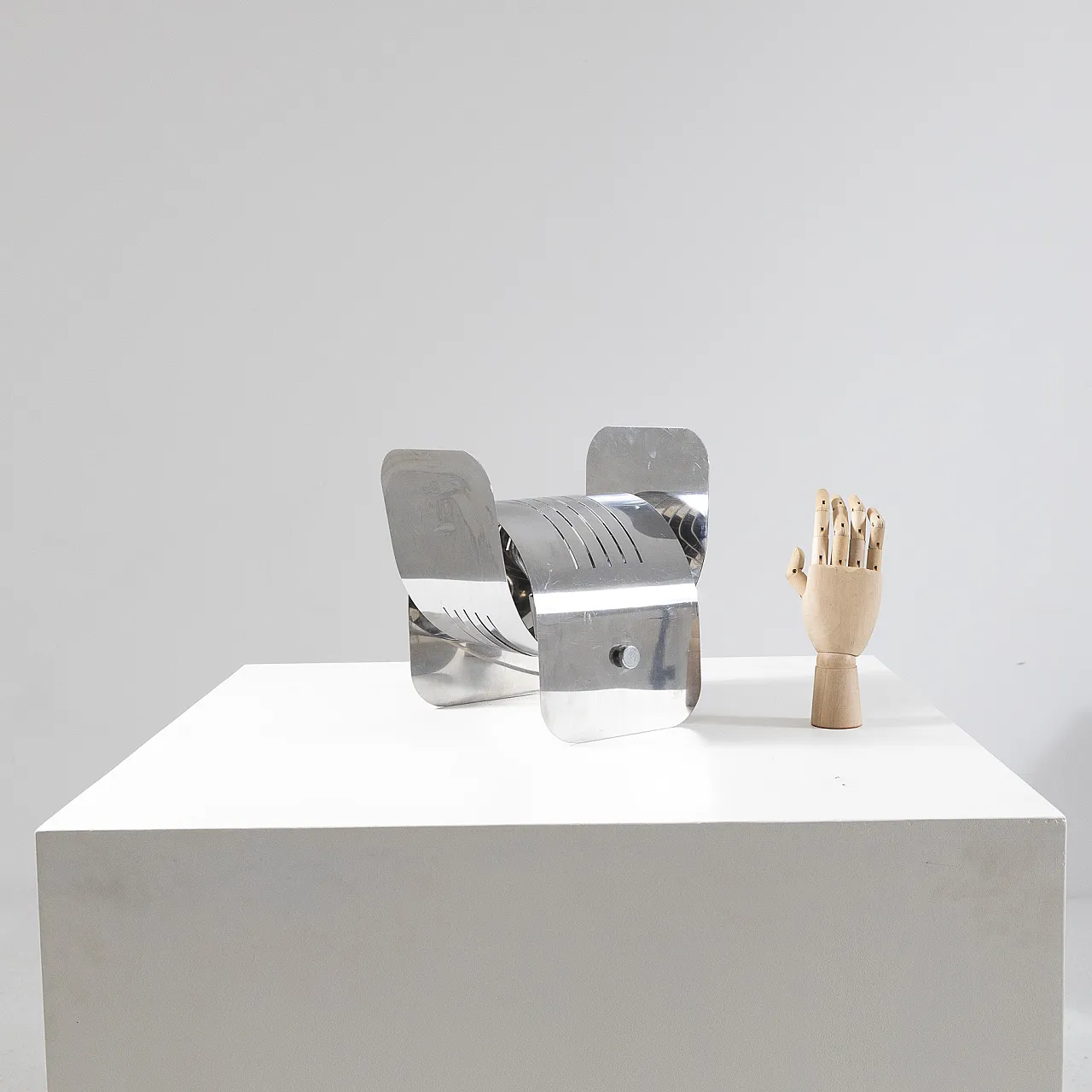 Chrome table lamp, 1970s 3