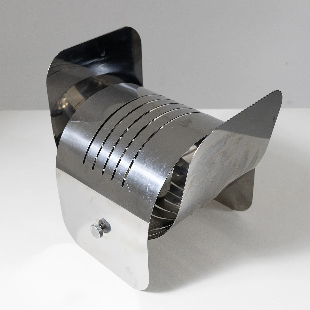 Chrome table lamp, 1970s 8