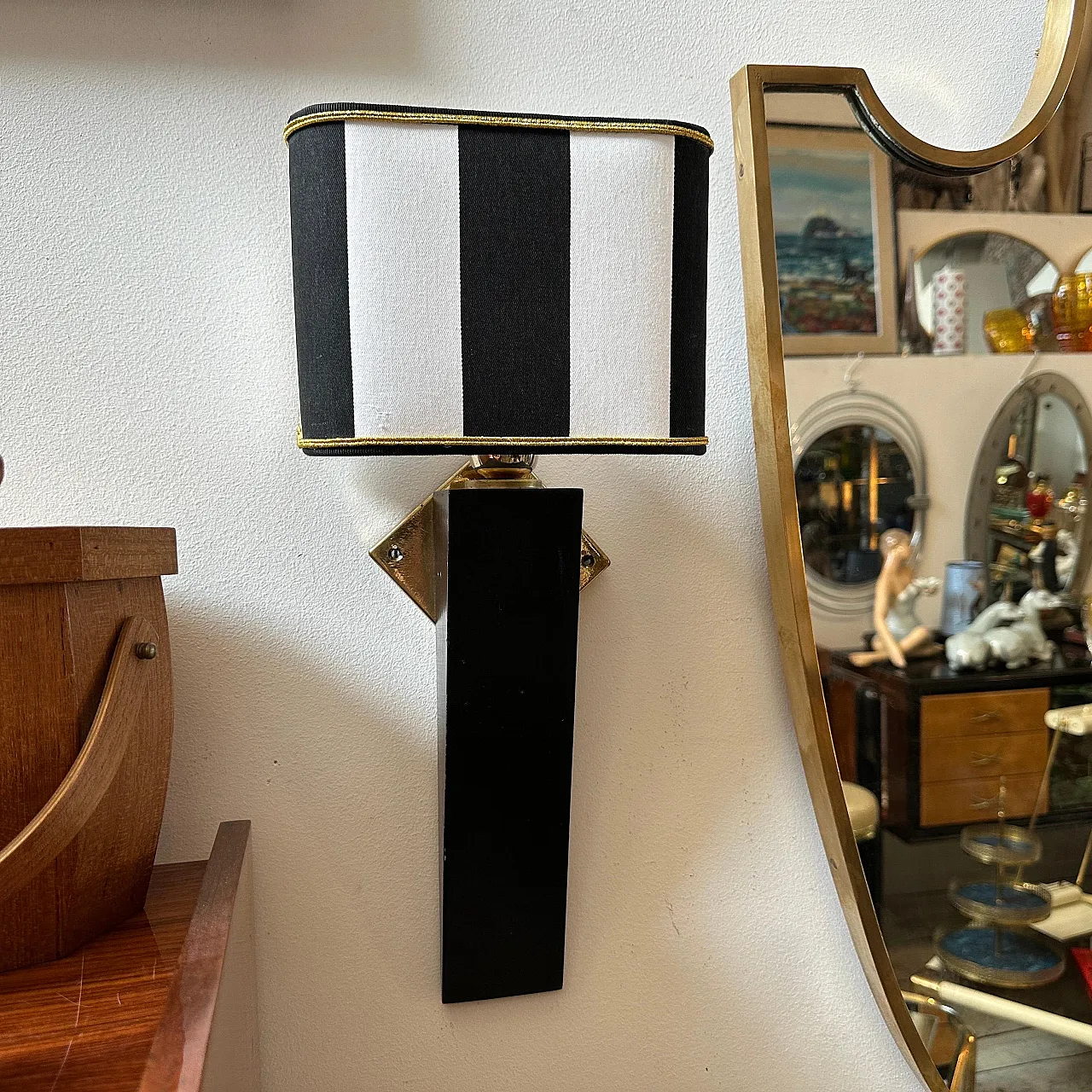 Lampada da parete in legno e ottone in stile Art Deco, anni '80 9
