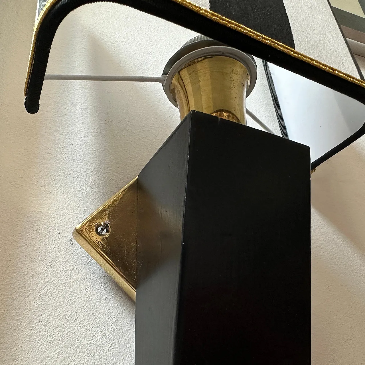 Lampada da parete in legno e ottone in stile Art Deco, anni '80 12