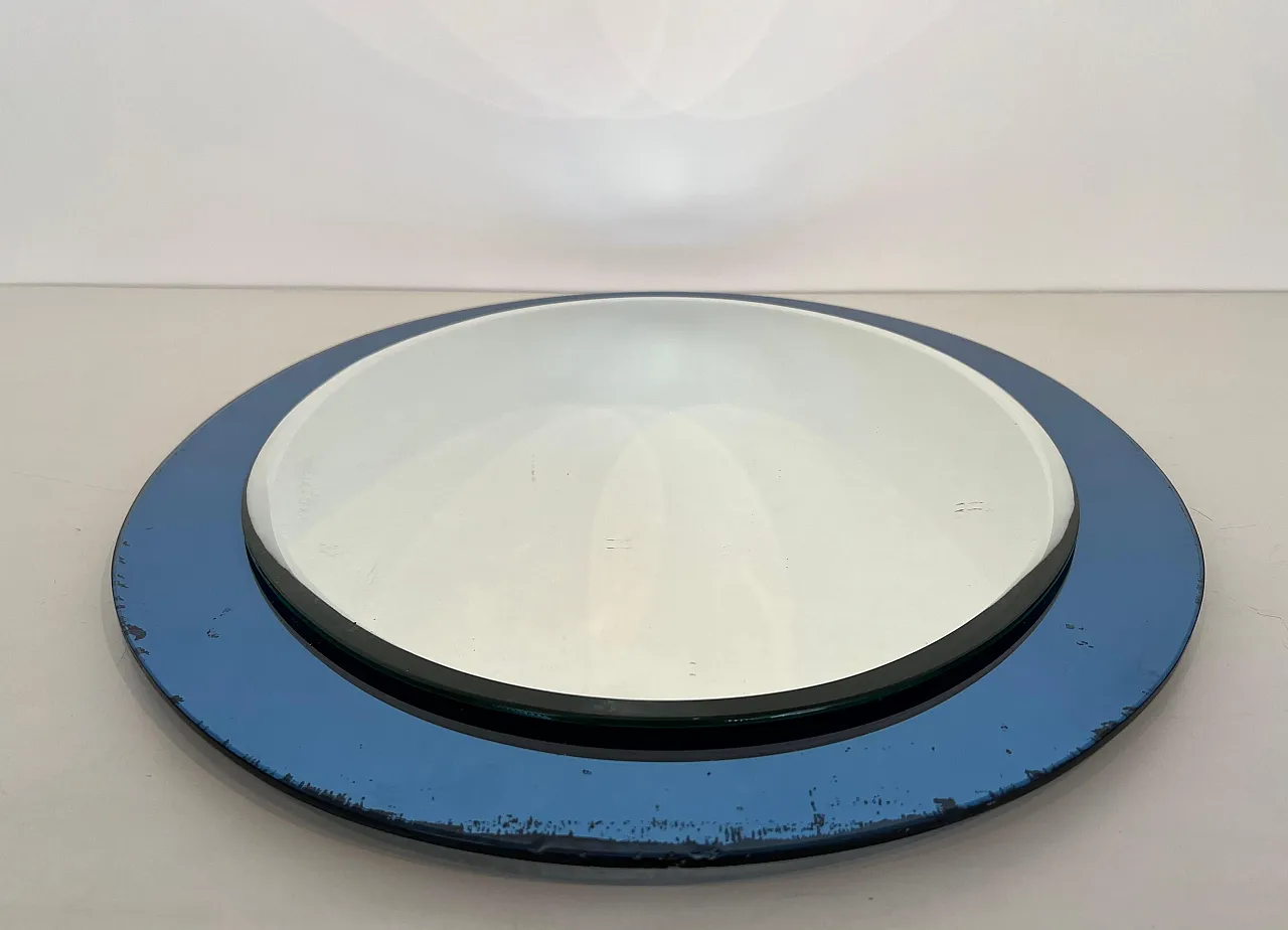 Specchio ovale con bordo bluastro di Fontana Arte, anni '70 4