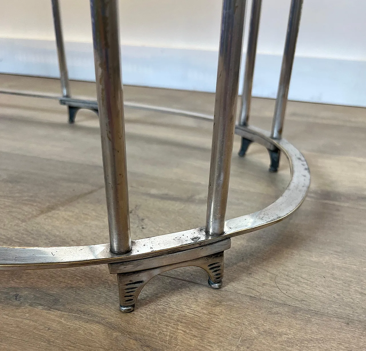 Tavolino placcato in argento con piani in Antique Mirror, anni '40 11