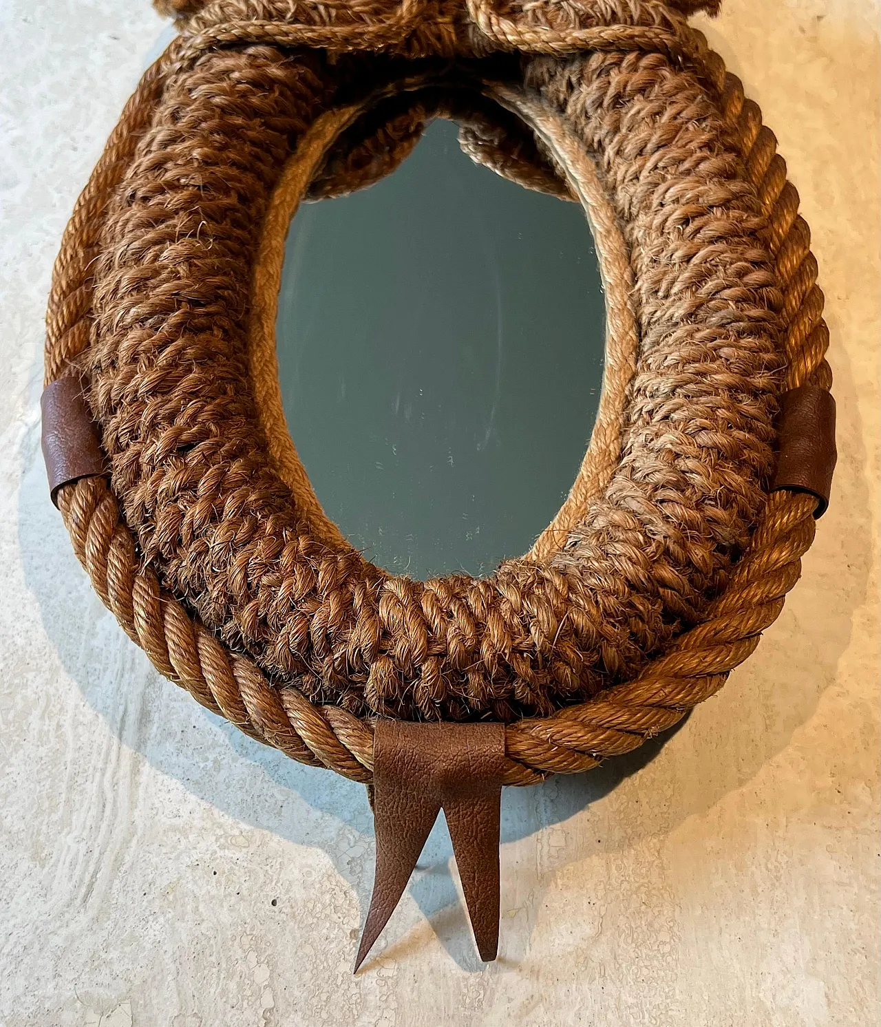 Specchio ovale in corda e pelle di Audoux Minet, anni '70 7