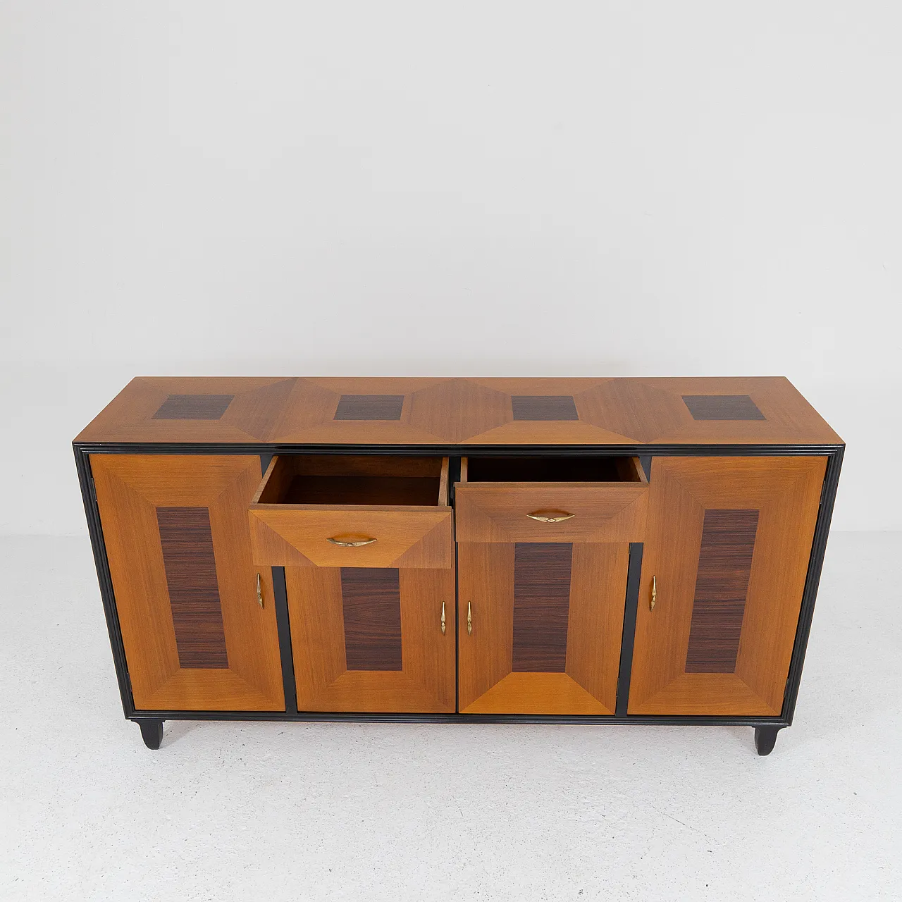 Credenza in legno con decoro geometrico, anni '50 6