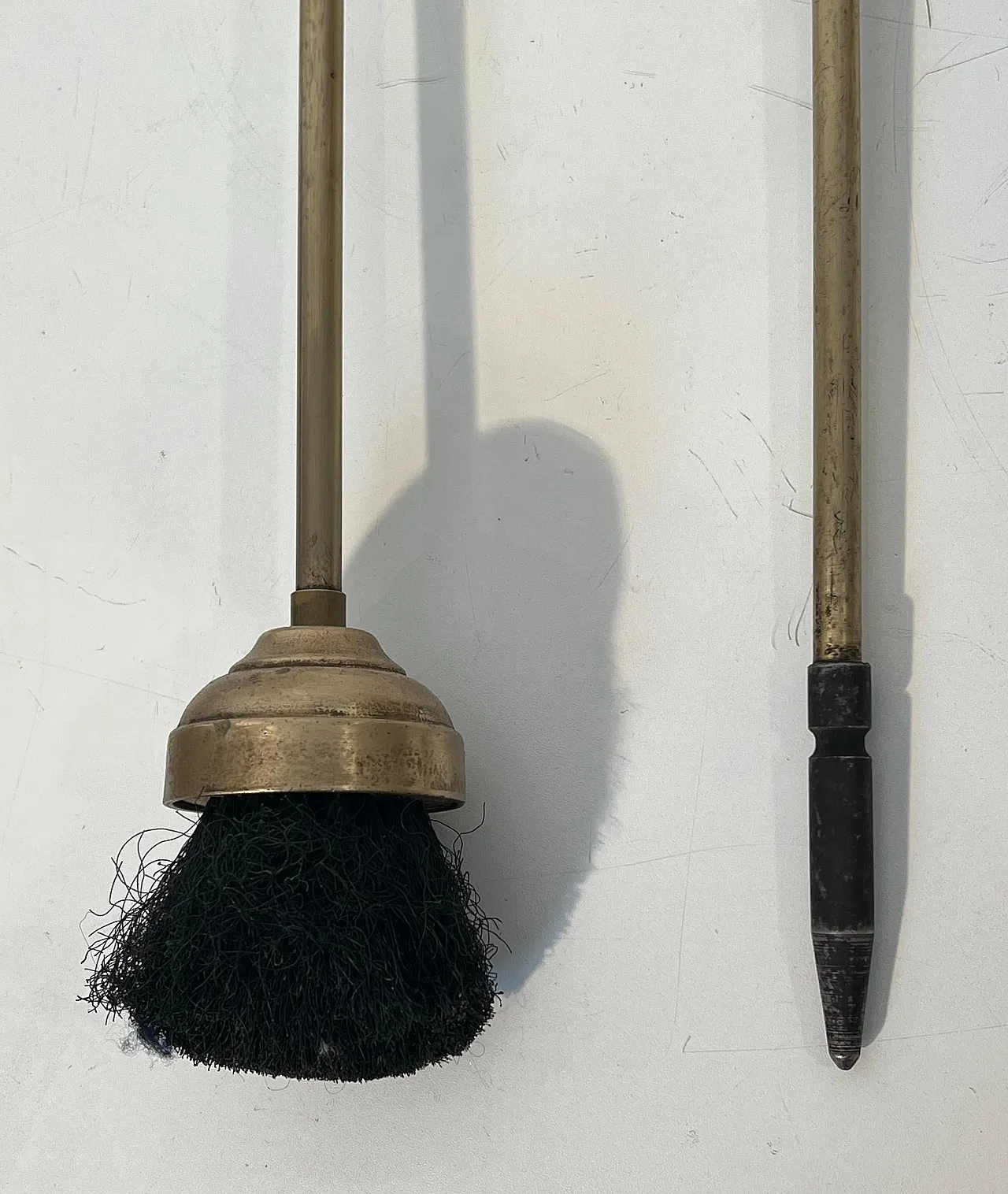 Brass pineapple fireplace tools, 1970s 17