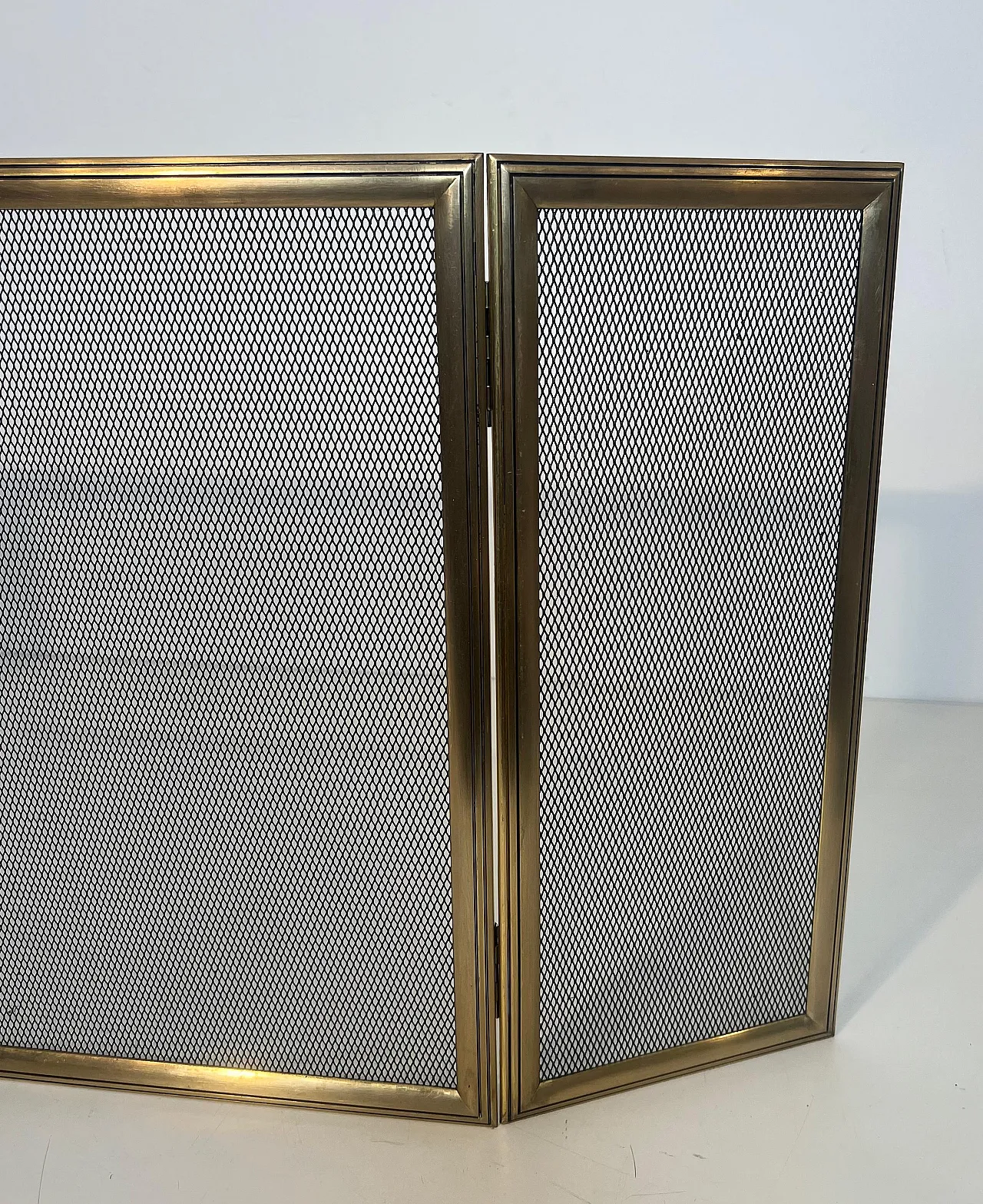 Paravento per caminetto a 3 pannelli in ottone e griglia, anni '70 4