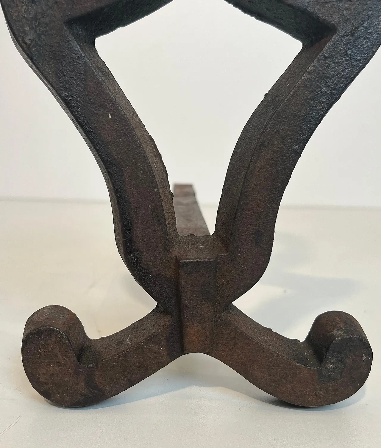 Pair of cast iron and wrought iron hallways by Raymond Su, 1940s 19