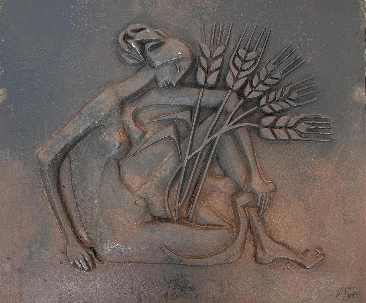 Focolare in ghisa raffigurante una donna, anni '50 19