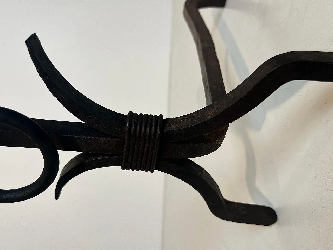 Coppia di androni modernisti in ferro battuto, anni '40 15