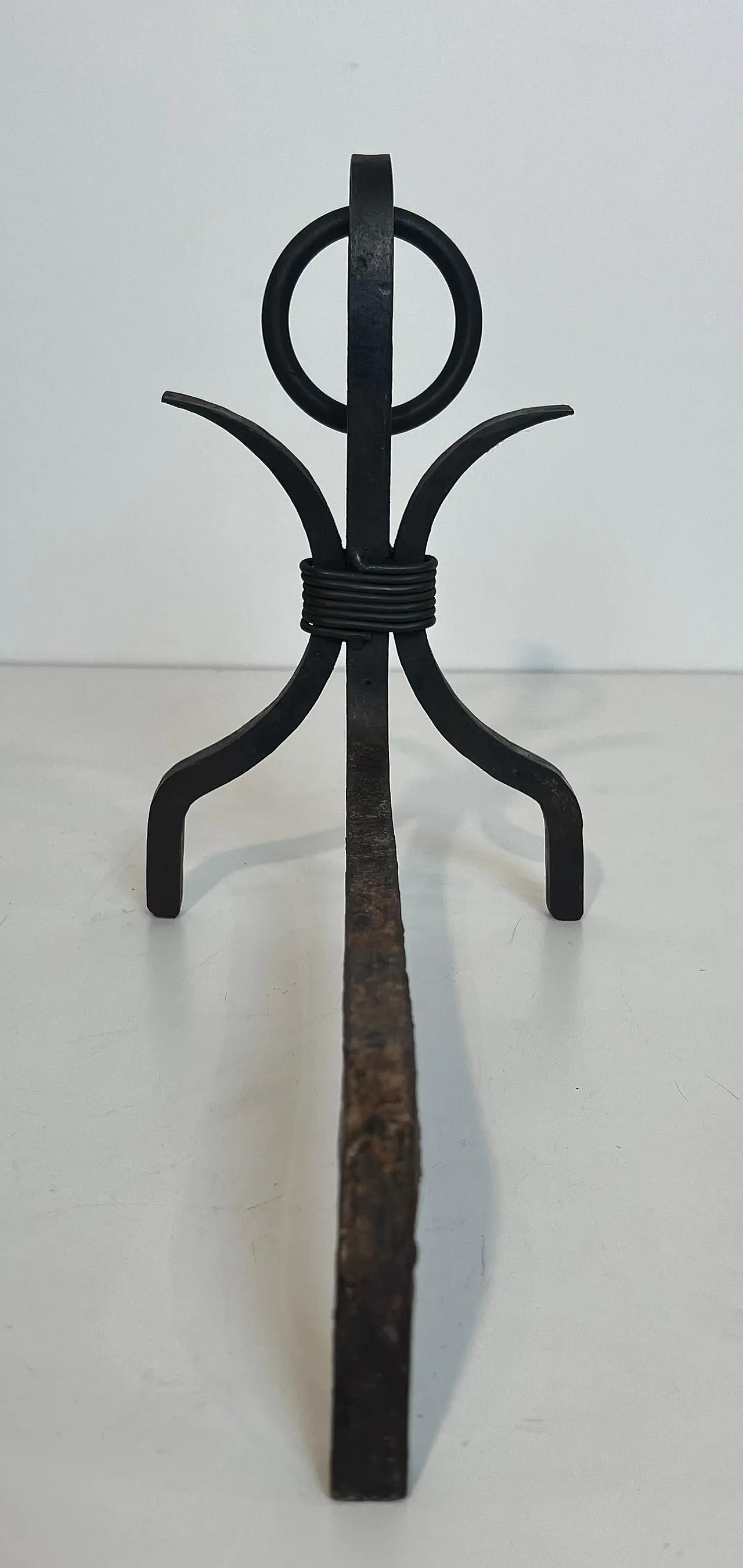 Coppia di androni modernisti in ferro battuto, anni '40 16