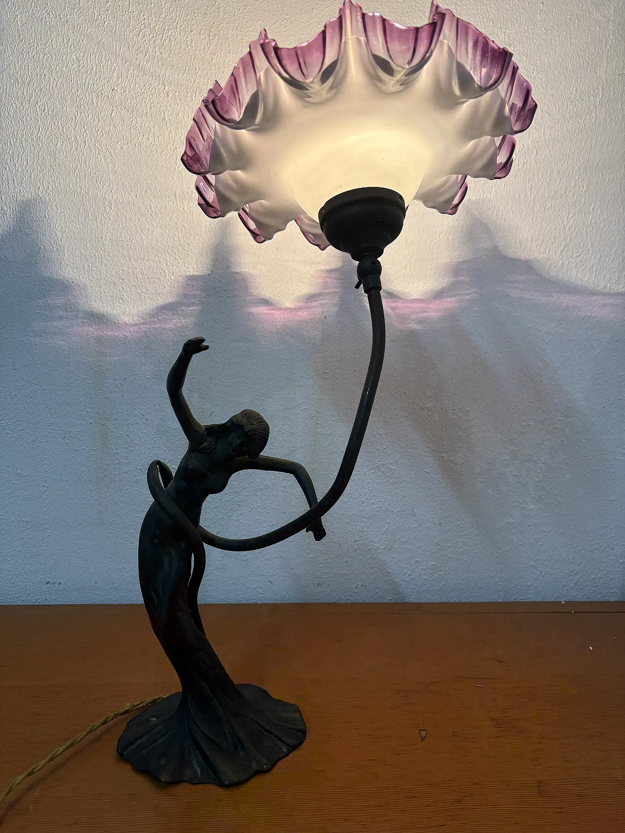 Lampada dama in bronzo 2