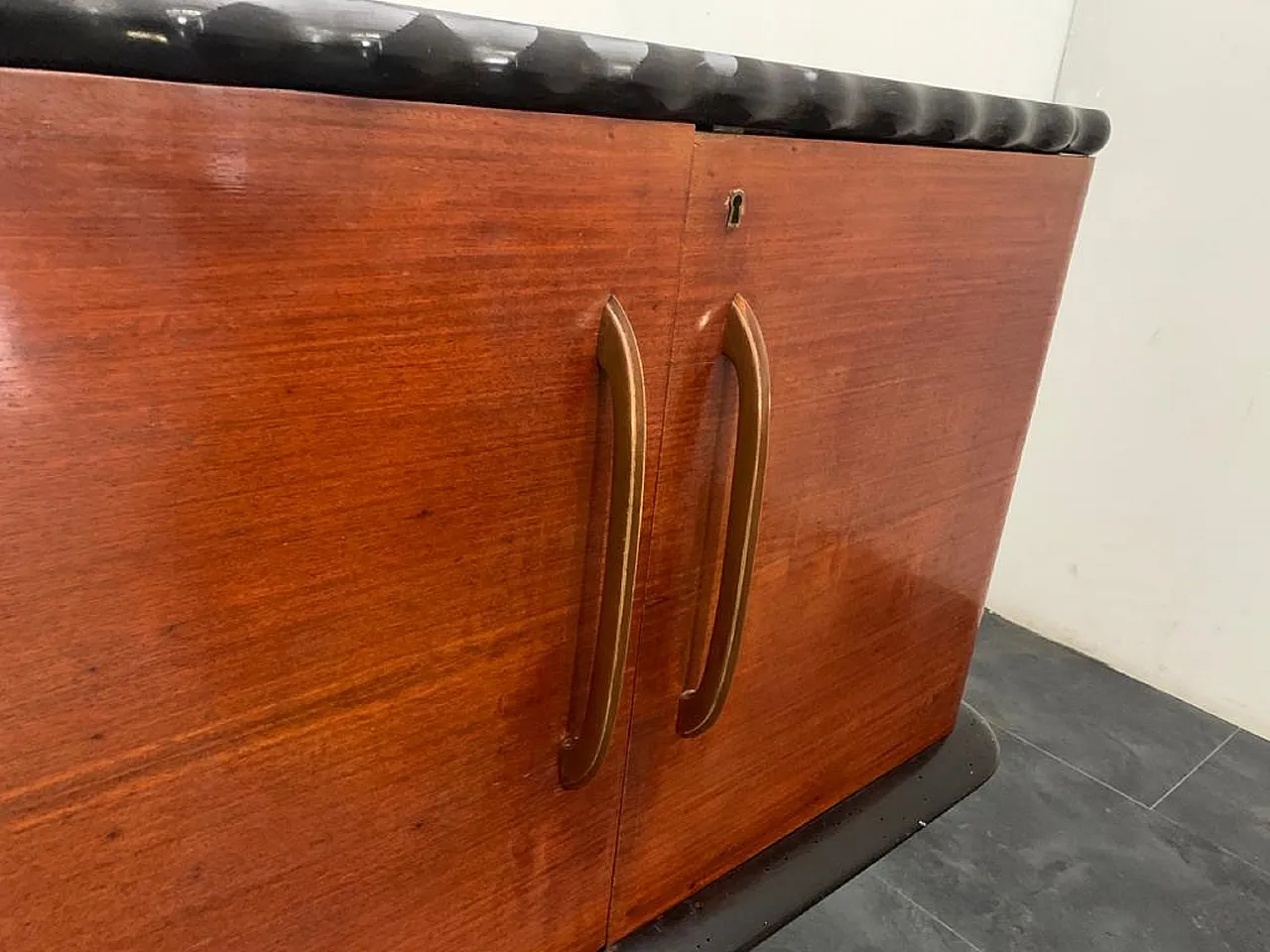 Mahogany sideboard with mirror niche, 1930s 1280950