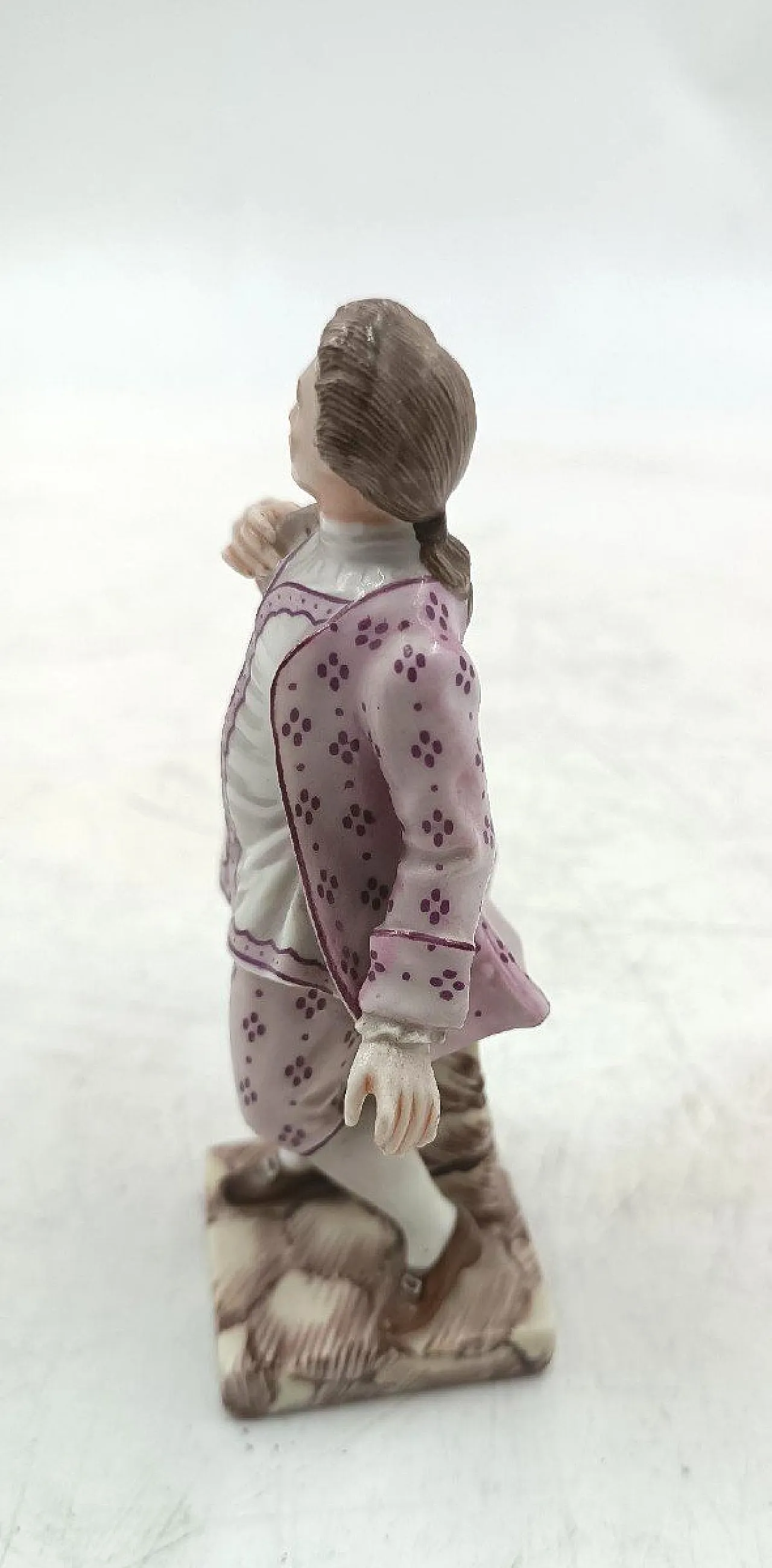 Ginori porcelain statue, Capodimonte Columbine series, 19th century 2