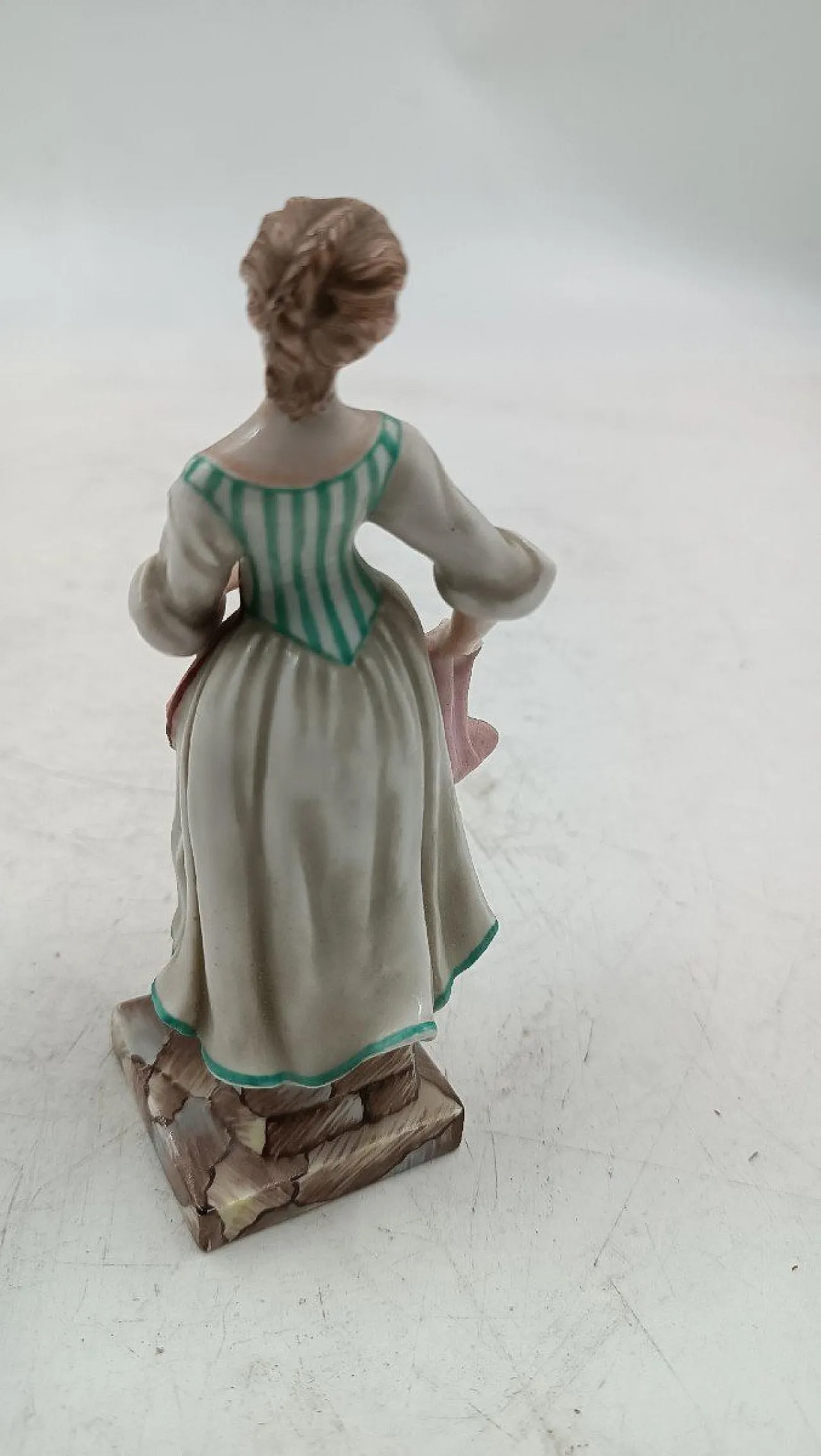 Ginori porcelain statue, Capodimonte Columbine series, 19th century 1