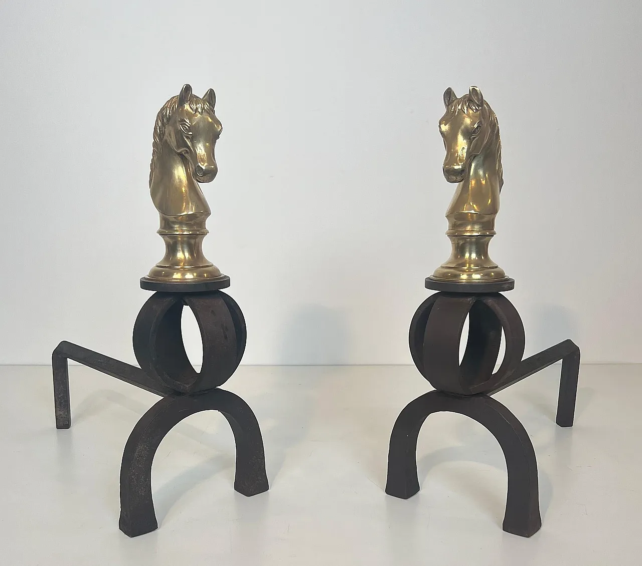 Pair of bronze & wrought iron hallways with horse heads, 20th century 20