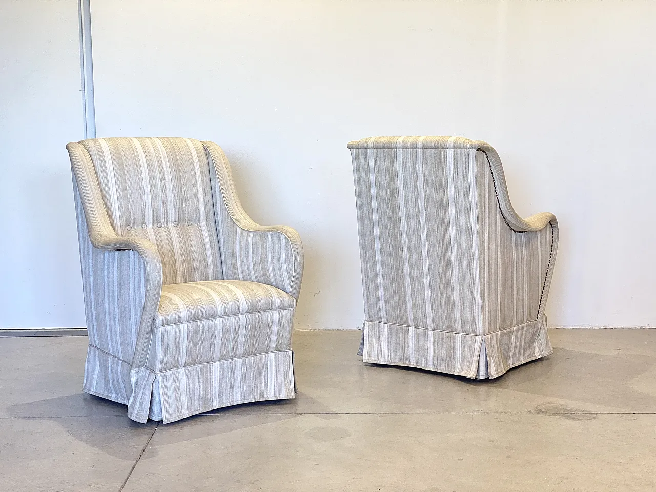 Pair of armchairs, 60s 1