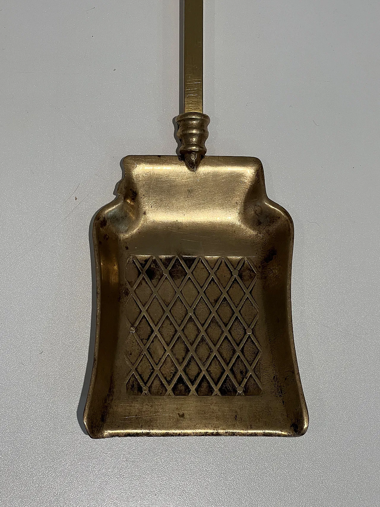 Attrezzi per camino in bronzo e ottone in stile neoclassico, anni '30 11