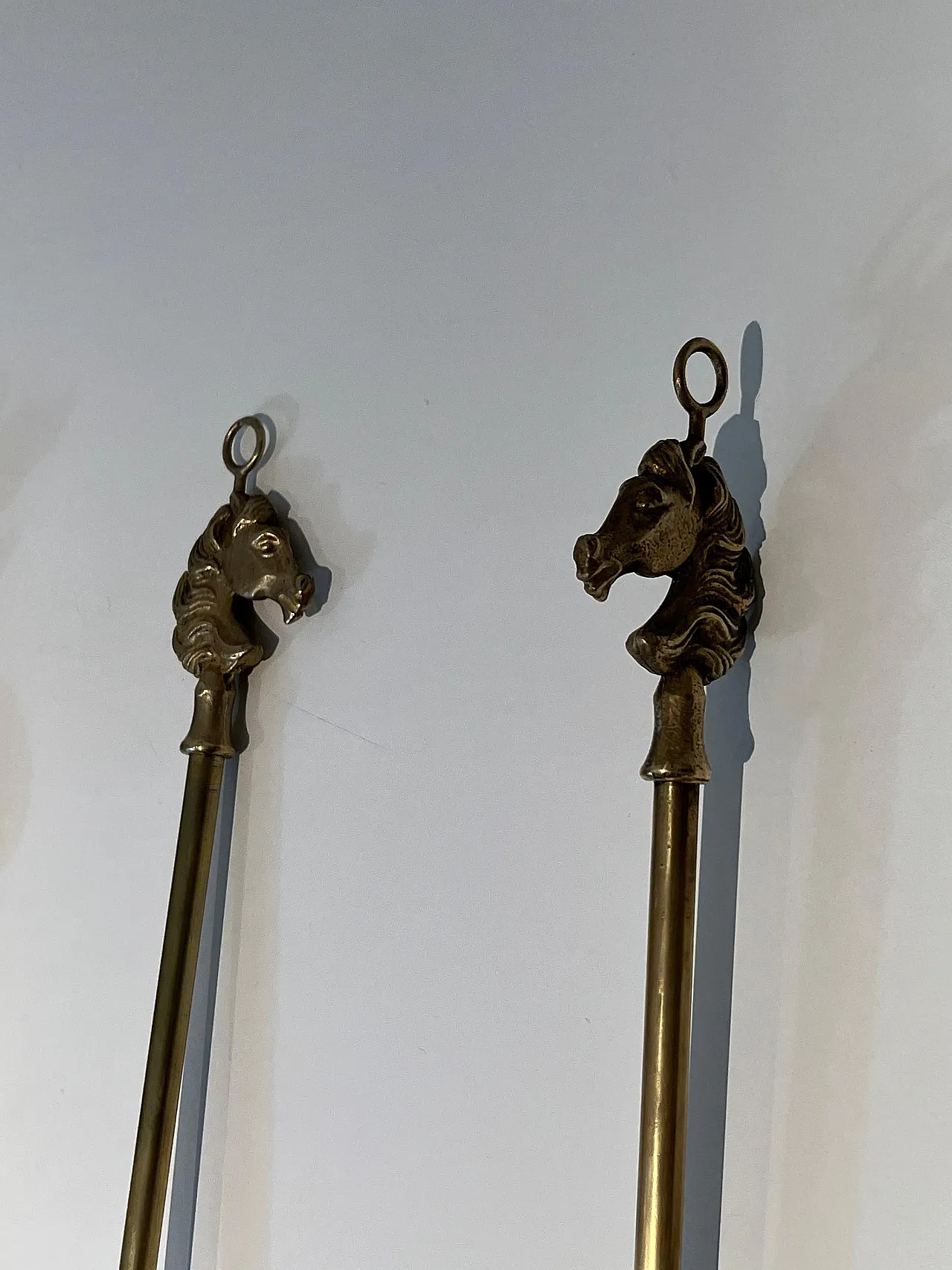 Attrezzi per caminetto in ottone a forma di testa di cavallo, anni '50 16