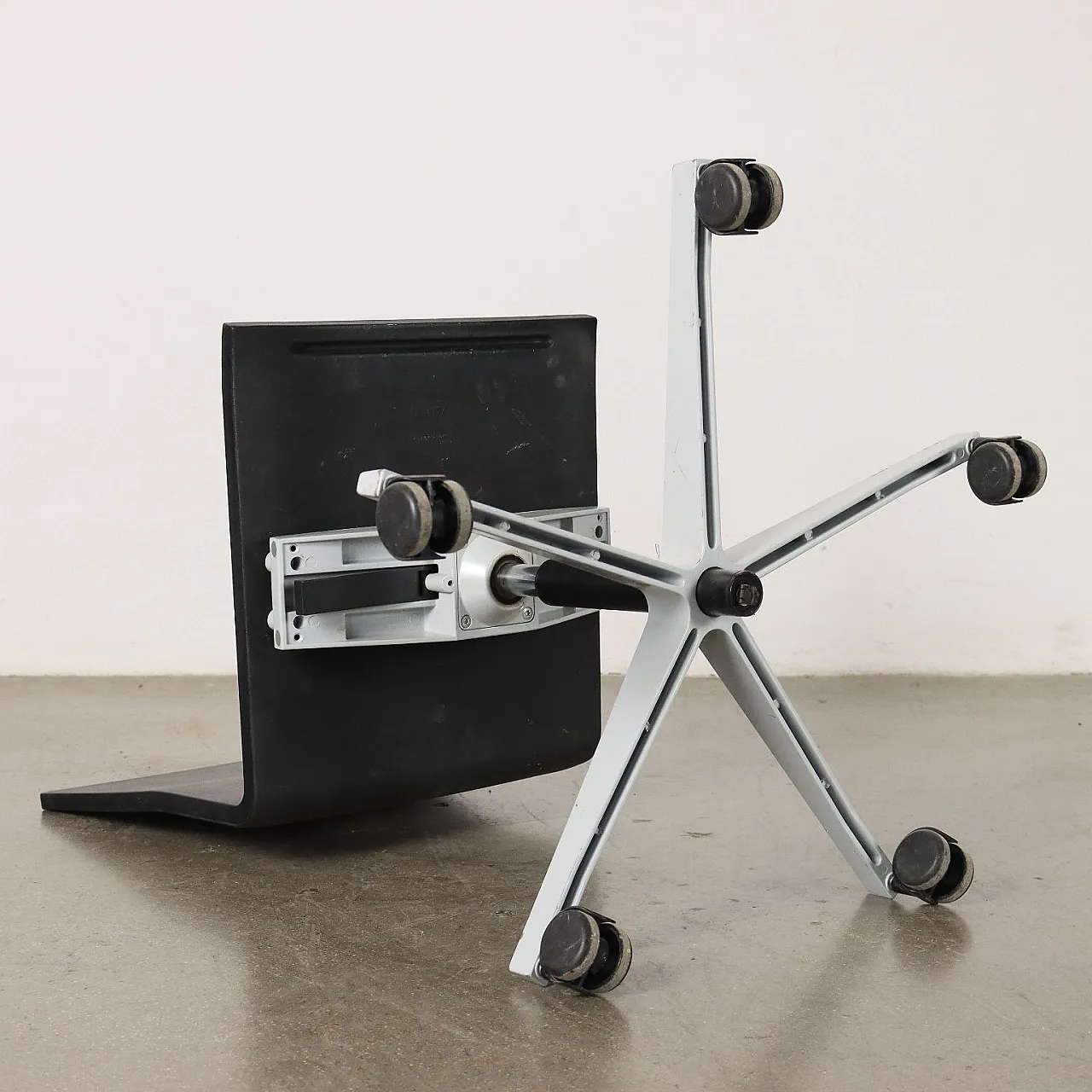 Chair 04 by Maarten Van Severen for Vitra, 2000s 8