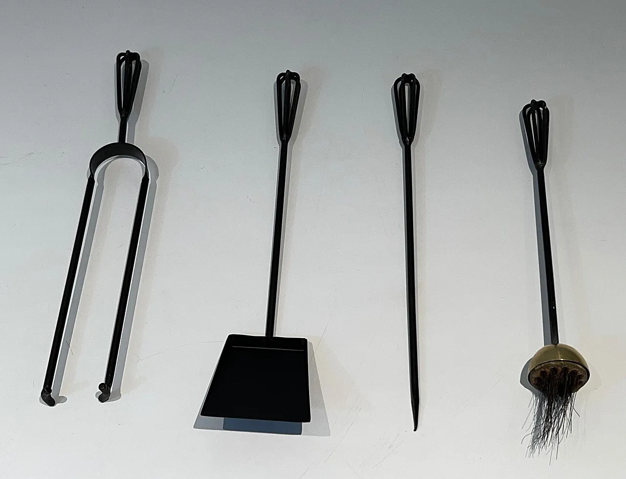 Lacquered metal and brass fireplace tools, 1970s 9