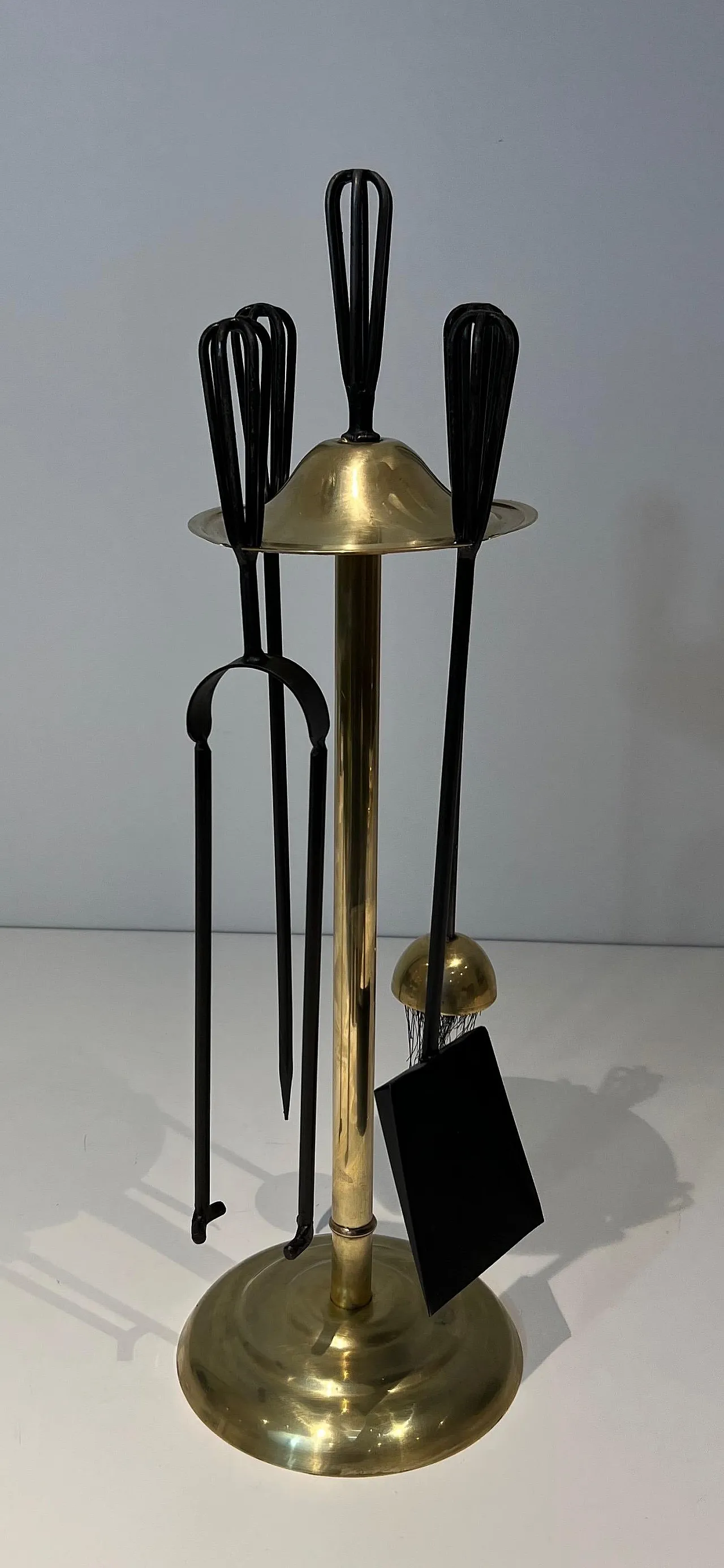 Lacquered metal and brass fireplace tools, 1970s 10