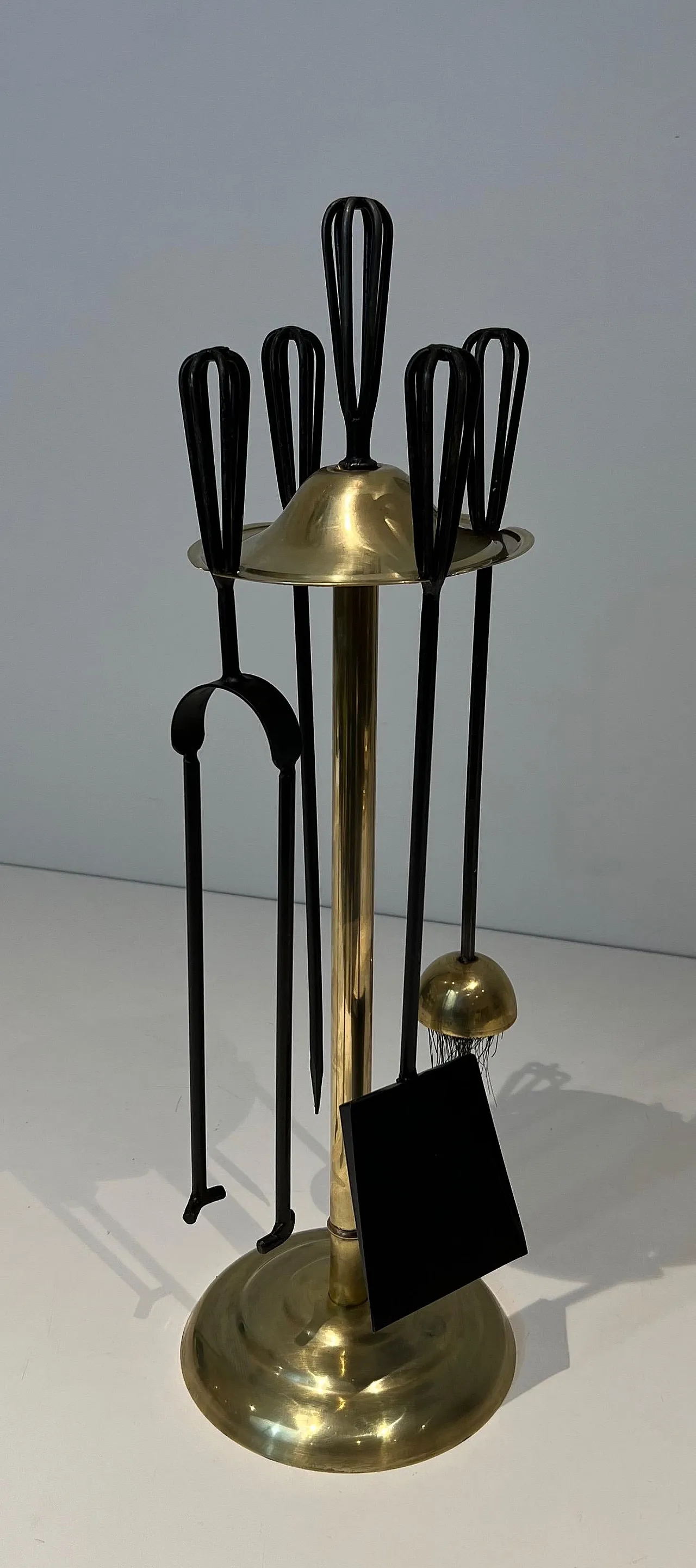 Lacquered metal and brass fireplace tools, 1970s 11