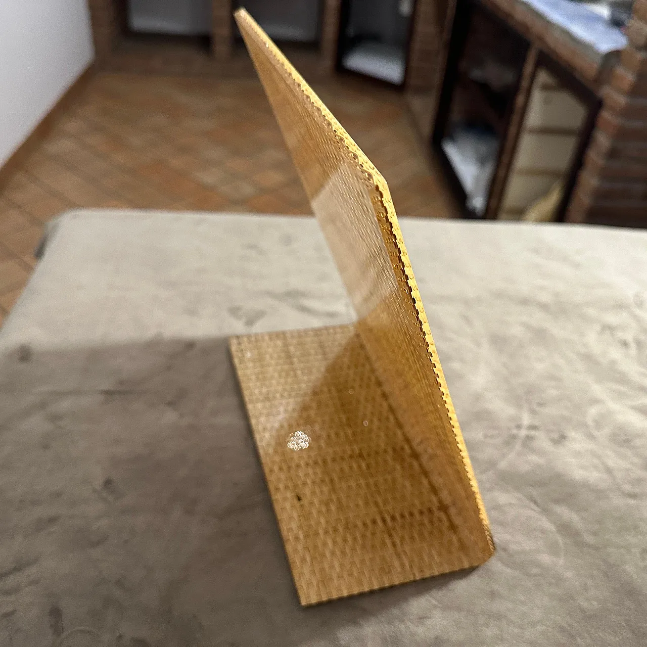 Cornice in vimini e plexiglass di Christian Dior Home Style, anni '70 4