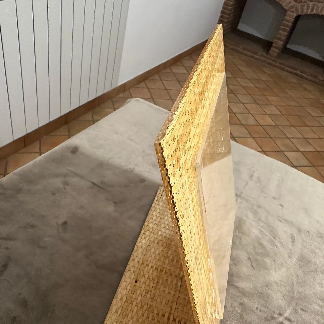 Cornice in vimini e plexiglass di Christian Dior Home Style, anni '70 9