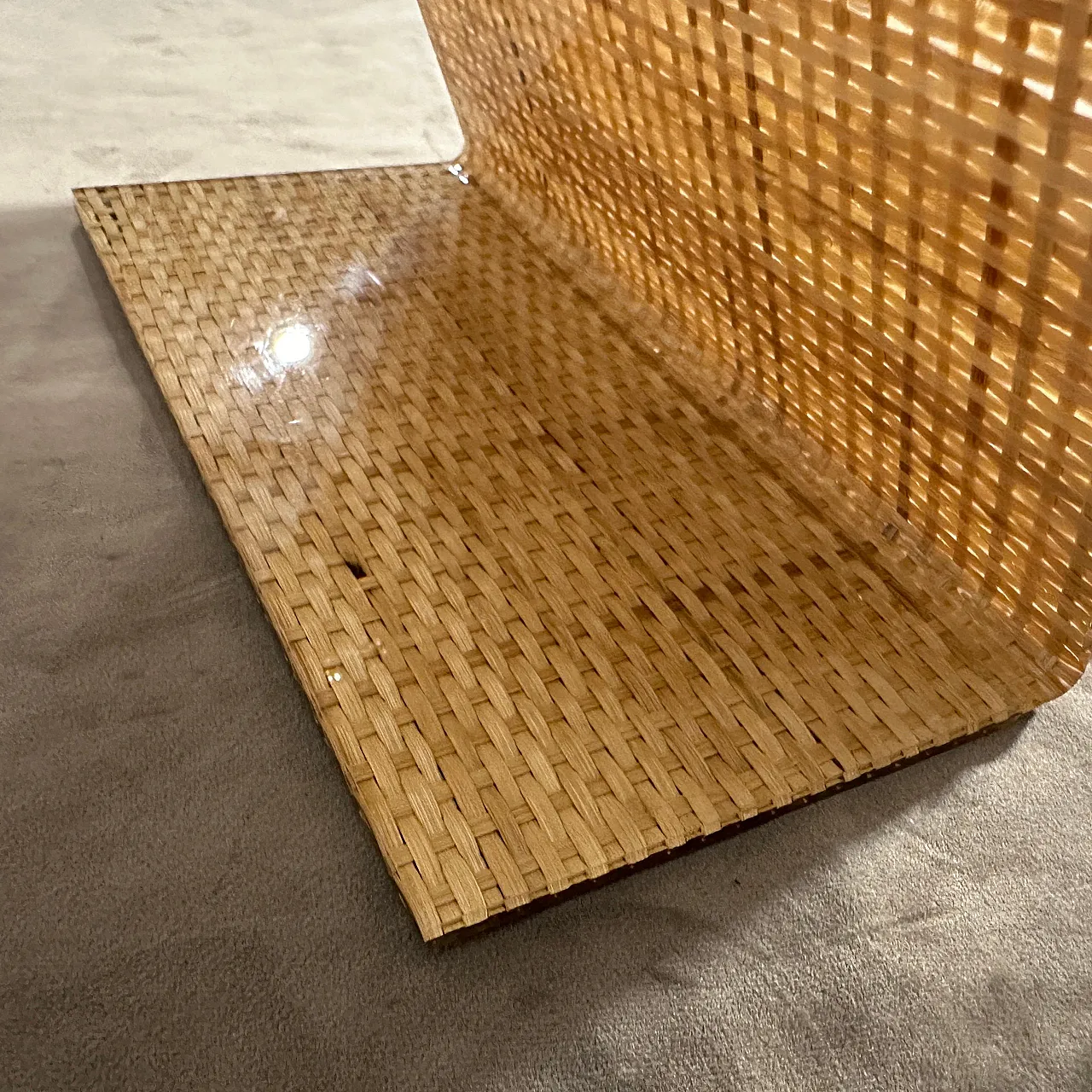 Cornice in vimini e plexiglass di Christian Dior Home Style, anni '70 10