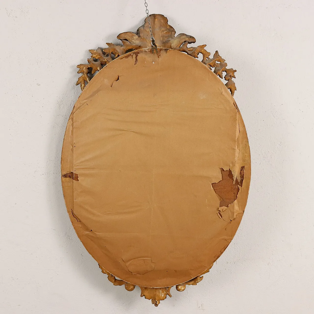 Oval mirror with gilded frame and curl and leaf motifs 10