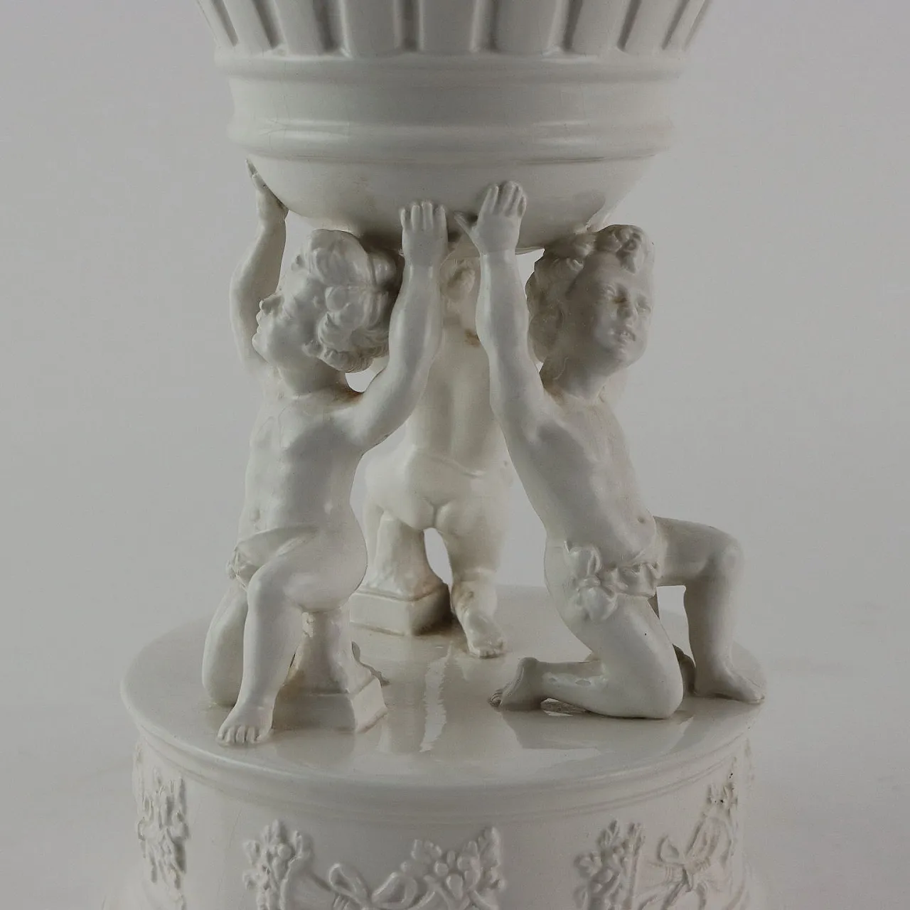 Centrotavola in ceramica bianca, '900 8