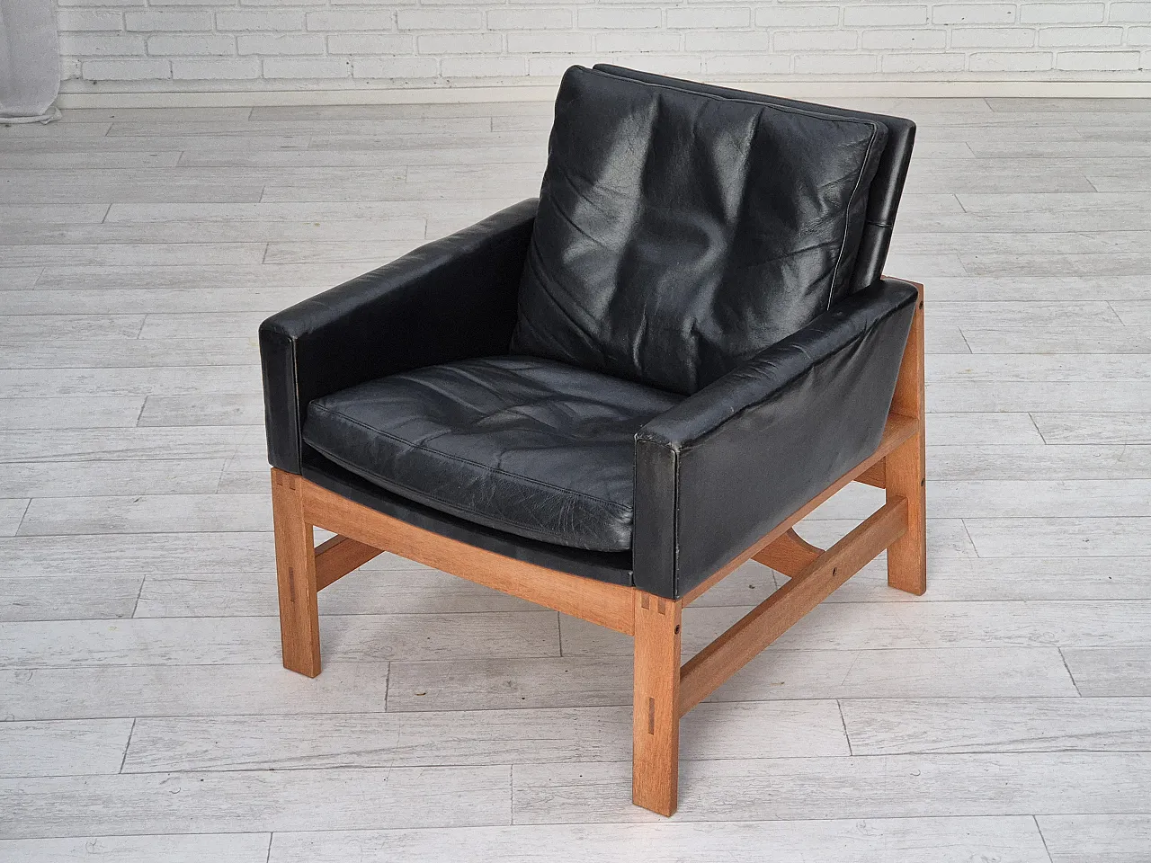 Danish lounge chair in leather, 60s, 14