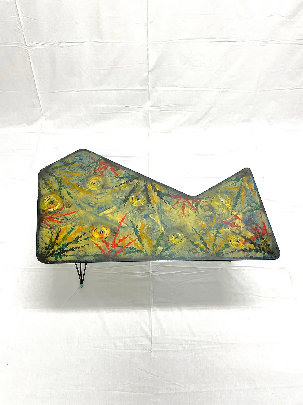 Tavolino con decorazioni, anni ’50 2