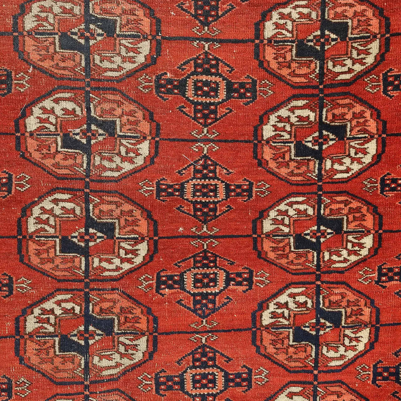 Turkmen Bukhara wool rug 3