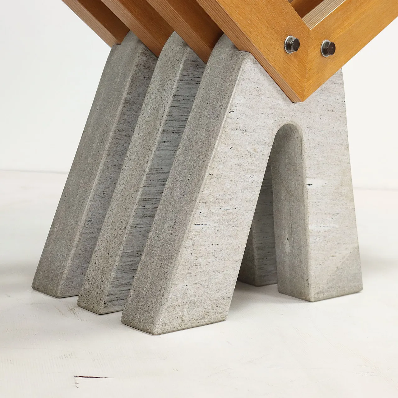 Tavolo ovale moderno in legno, granito e vetro, anni 2000 5