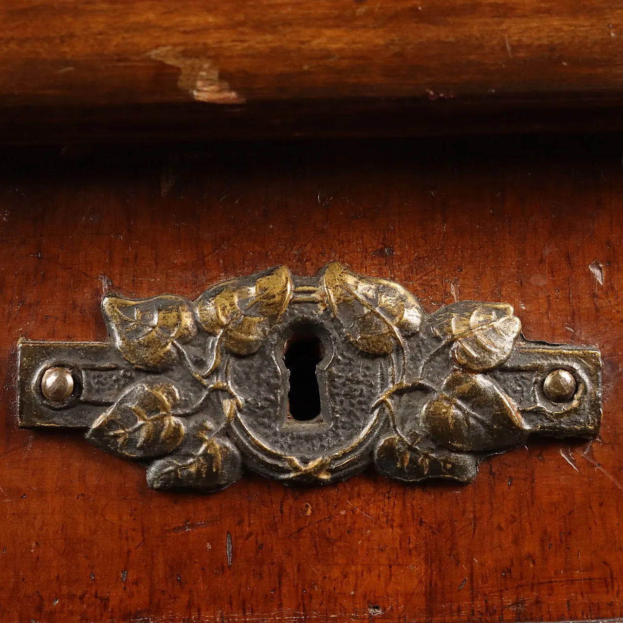 Umbertine working table in walnut & poplar with mirror, 19th century 10