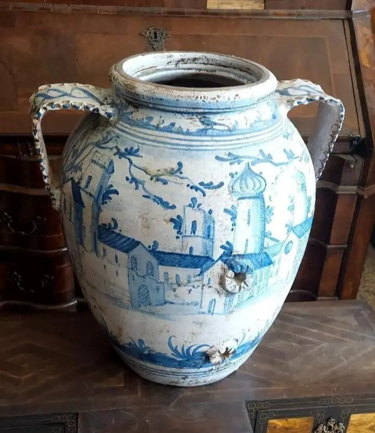 Vaso in maiolica napoletana, '800 11