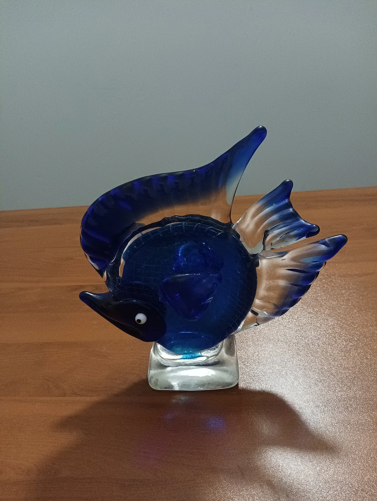 Glass sculpture blue fish, 70s 9