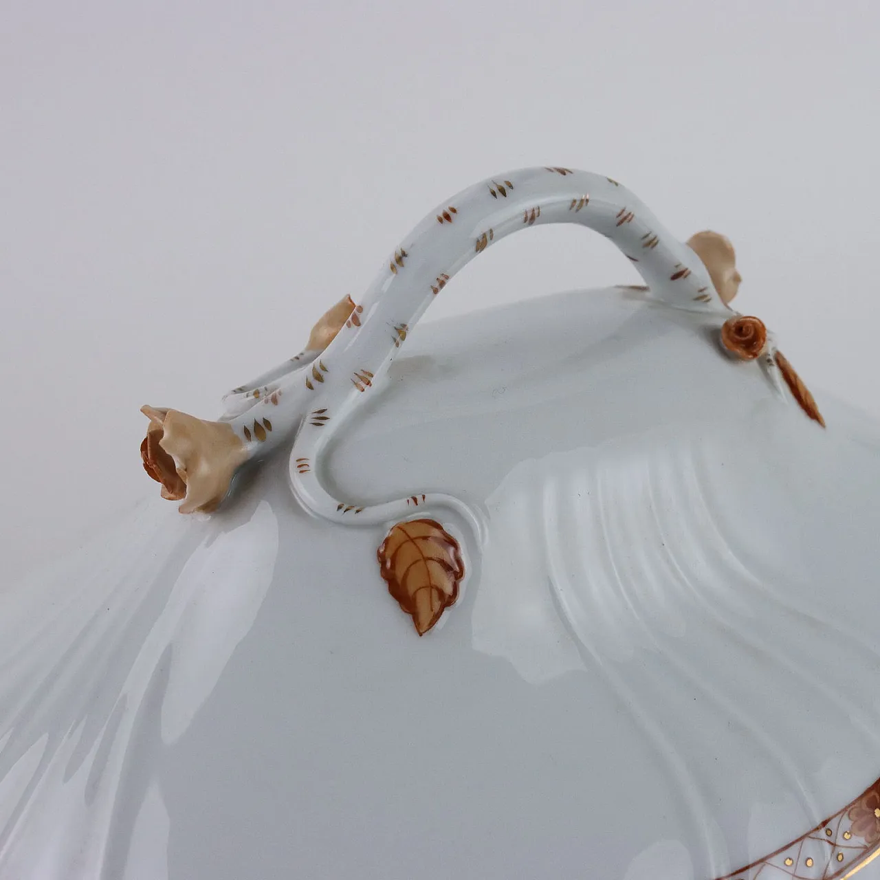 Tureen porcelain by Herend Hungary, 20th century 3