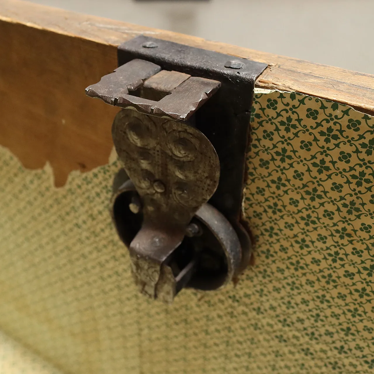 Cassapanca dipinta in legno, '900 8