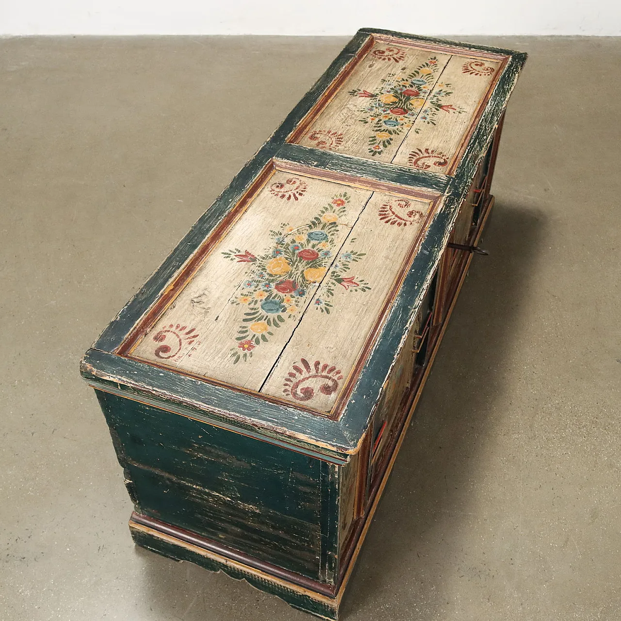 Cassapanca dipinta in legno, '900 9