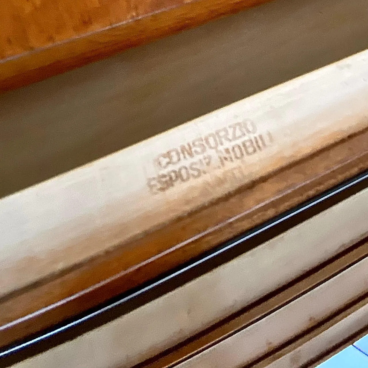 Credenza con cassetti in noce e formica di Permanente Cantu, anni '60 14